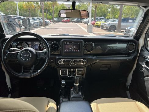 Used 2020 Jeep Wrangler Unlimited Sport AWD/4WD image 27