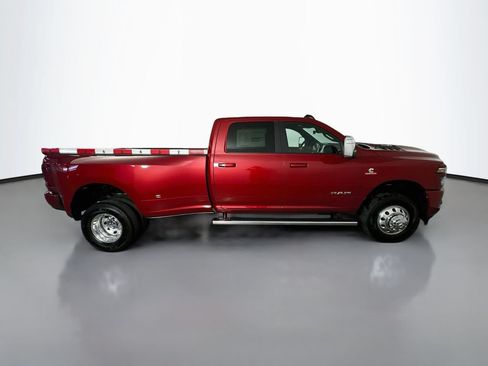 New 2026 RAM 3500 Laramie w/ Sport Appearance Package AWD/4WD image 8