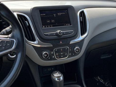 Used 2020 Chevrolet Equinox LT image 5
