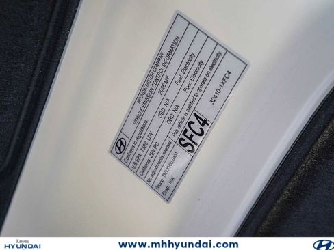 New 2026 Hyundai Ioniq 9 SEL w/ Tow & Go Package AWD/4WD image 13