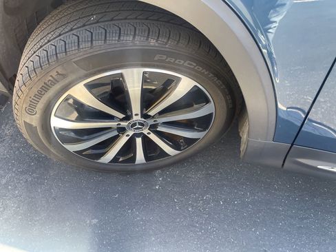 Used 2022 Mercedes-Benz GLB 250 image 9