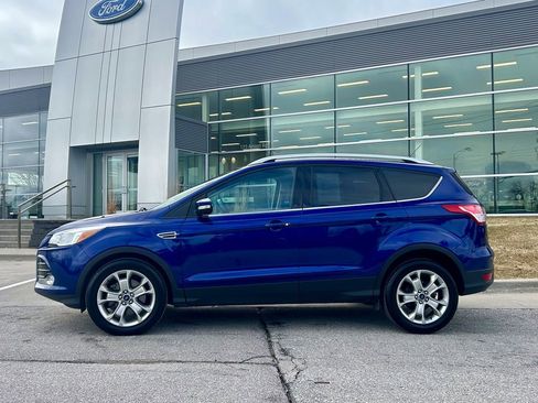 Used 2016 Ford Escape Titanium image 3