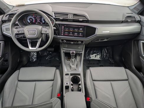 New 2025 Audi Q3 2.0T Premium image 5