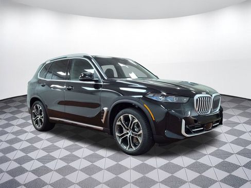 New 2026 BMW X5 xDrive40i w/ Premium Package image 6