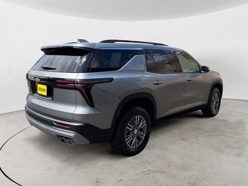 Certified 2026 Chevrolet Traverse LT AWD/4WD image 5