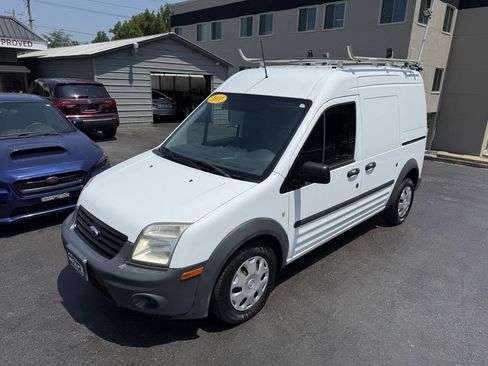 Used 2011 Ford Transit Connect XL FWD image 2