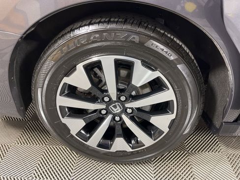 Used 2025 Honda Odyssey EX-L image 16