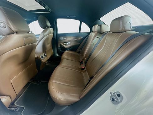 Used 2018 Mercedes-Benz E 300 image 30
