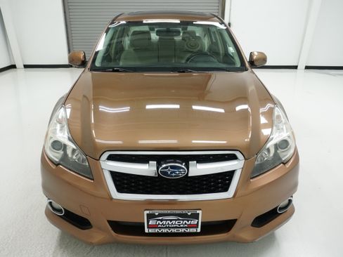 Used 2013 Subaru Legacy 3.6R Limited image 2