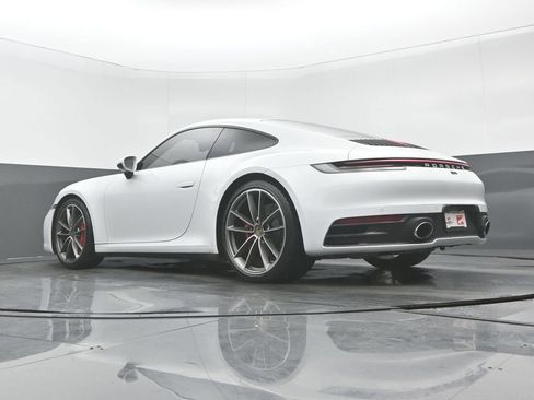 Used 2020 Porsche 911 Carrera S RWD image 28