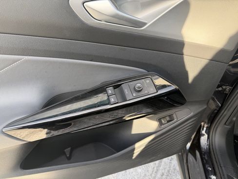 Used 2023 Volkswagen ID.4 Pro S image 20