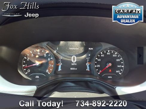 Used 2025 Jeep Compass Limited AWD/4WD image 19