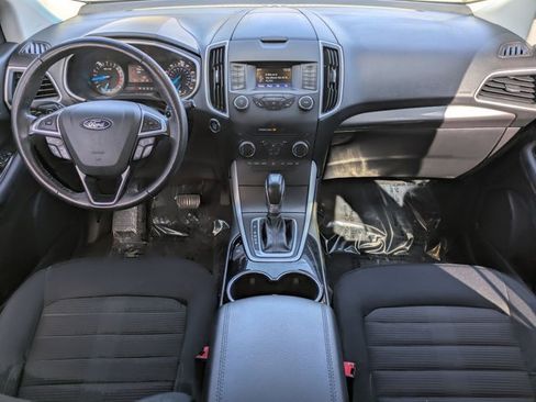 Used 2018 Ford Edge SEL image 16