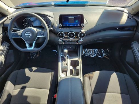 Used 2025 Nissan Sentra SV FWD image 12