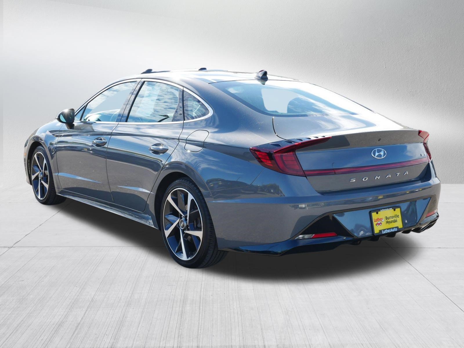 Certified 2022 Hyundai Sonata SEL Plus FWD image 5