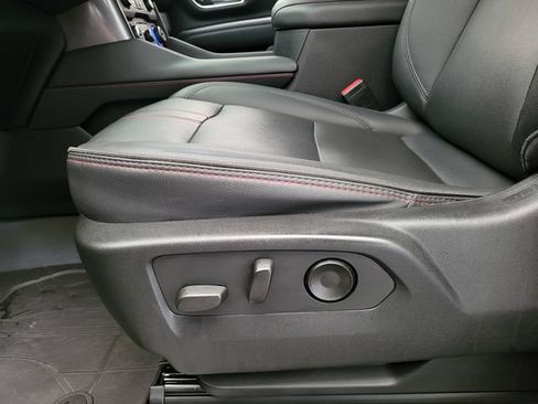 Used 2022 Chevrolet Tahoe RST w/ Sport Performance Package AWD/4WD image 21