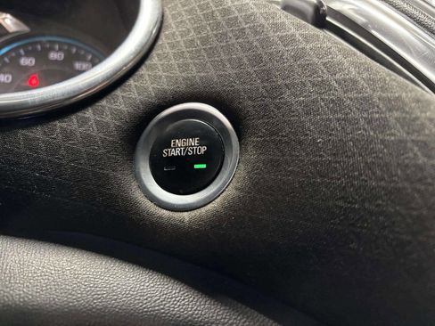 Used 2017 Chevrolet Malibu LT w/ Driver Confidence Package image 29