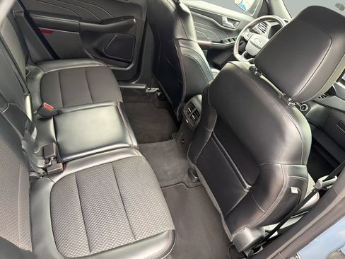 Used 2024 Ford Escape ST-Line AWD/4WD image 15