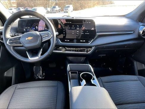 Used 2025 Chevrolet Equinox LT image 15