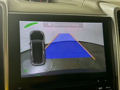 Used 2017 Porsche Cayenne S image 16