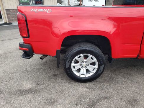 Used 2015 Chevrolet Colorado LT w/ LT Convenience Package image 38