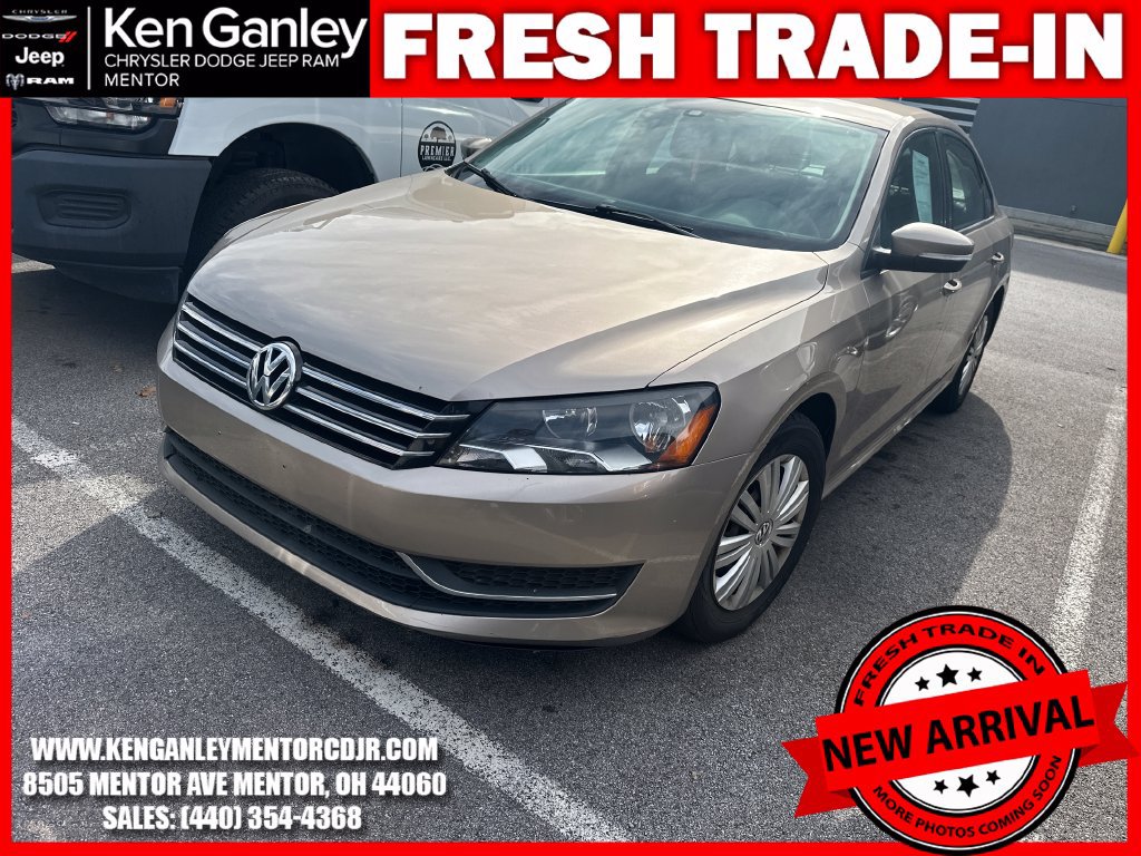 Used 2015 Volkswagen Passat 1.8T S FWD image 3