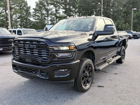 Used 2026 RAM 2500 Big Horn AWD/4WD image 2