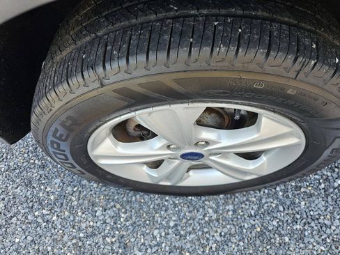 Used 2014 Ford Escape SE AWD/4WD image 14