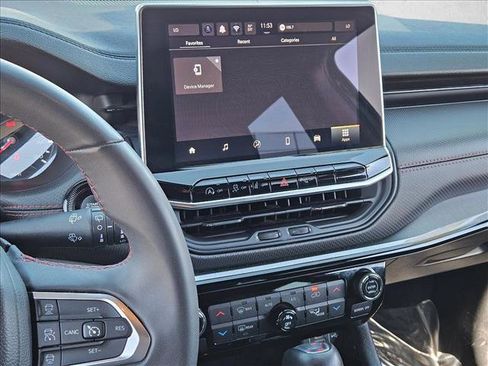 Used 2024 Jeep Compass Trailhawk image 14