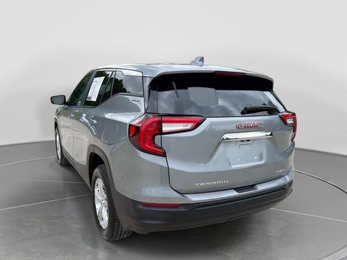 Used 2024 GMC Terrain SLE AWD/4WD image 6