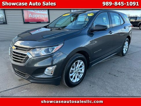 Used 2018 Chevrolet Equinox LS image 1