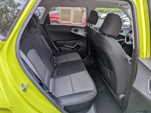 Used 2020 Kia Soul LX FWD image 30