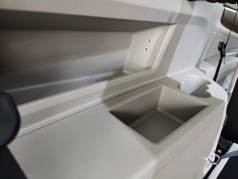 New 2026 Volkswagen Atlas SE image 31