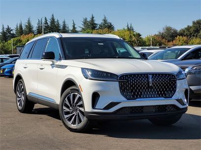 New 2025 Lincoln Aviator AWD