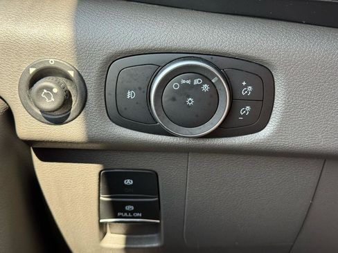 Used 2024 Ford Transit 250 Low Roof AWD w/ Exterior Upgrade Package image 32