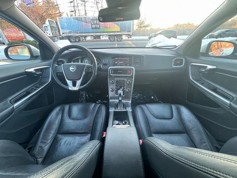 Used 2014 Volvo S60 T5 image 15