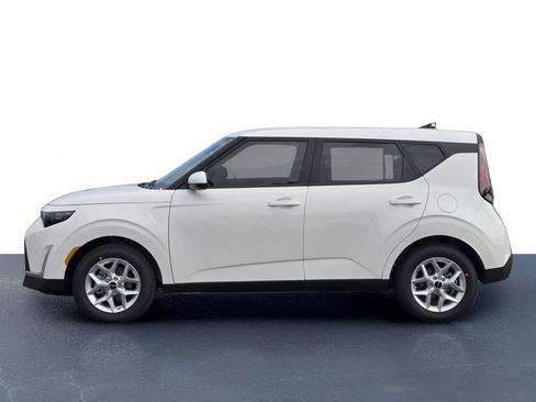 New 2025 Kia Soul LX image 12