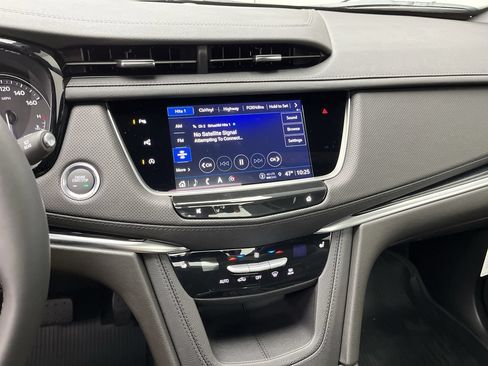 Used 2026 Cadillac XT5 Premium Luxury w/ LPO, Floor Liner Package AWD/4WD image 18