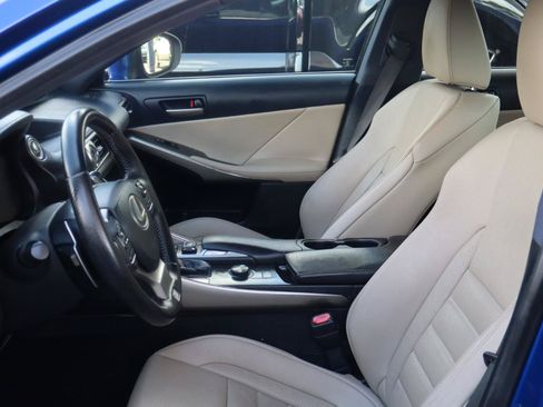 Used 2018 Lexus IS 300 RWD image 14