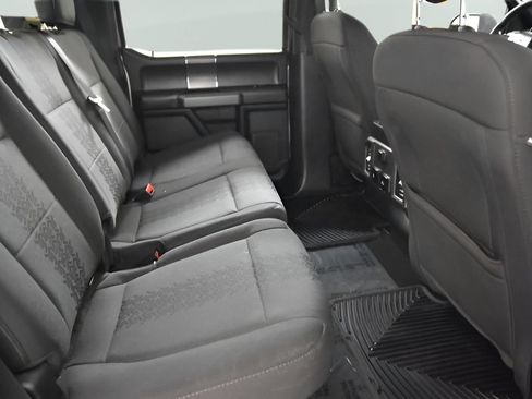 Used 2019 Ford F150 XLT w/ Equipment Group 302A Luxury AWD/4WD image 35