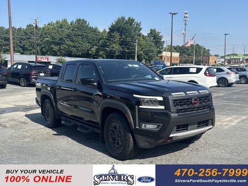 Used 2025 Nissan Frontier Pro-X RWD image 1