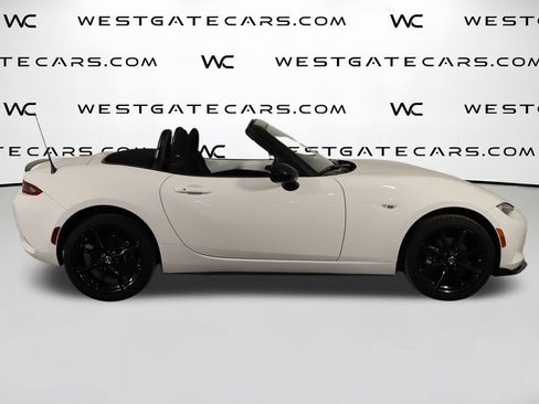 Used 2019 MAZDA MX-5 Miata Club w/ I-ACTIVSENSE Club Package RWD image 46