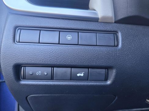 Used 2022 Nissan Rogue SL w/ SL Premium Package image 27