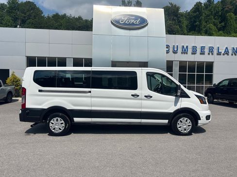 Used 2024 Ford Transit 350 XLT RWD image 4