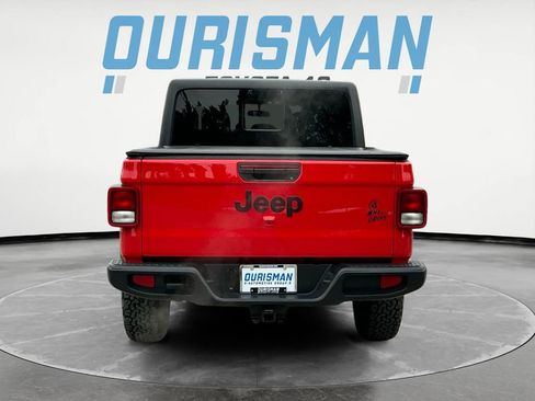 Used 2021 Jeep Gladiator Willys image 6