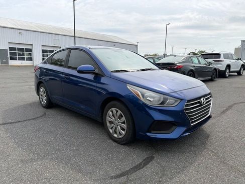 Used 2019 Hyundai Accent SE FWD image 7