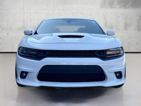 Used 2019 Dodge Charger Scat Pack image 2