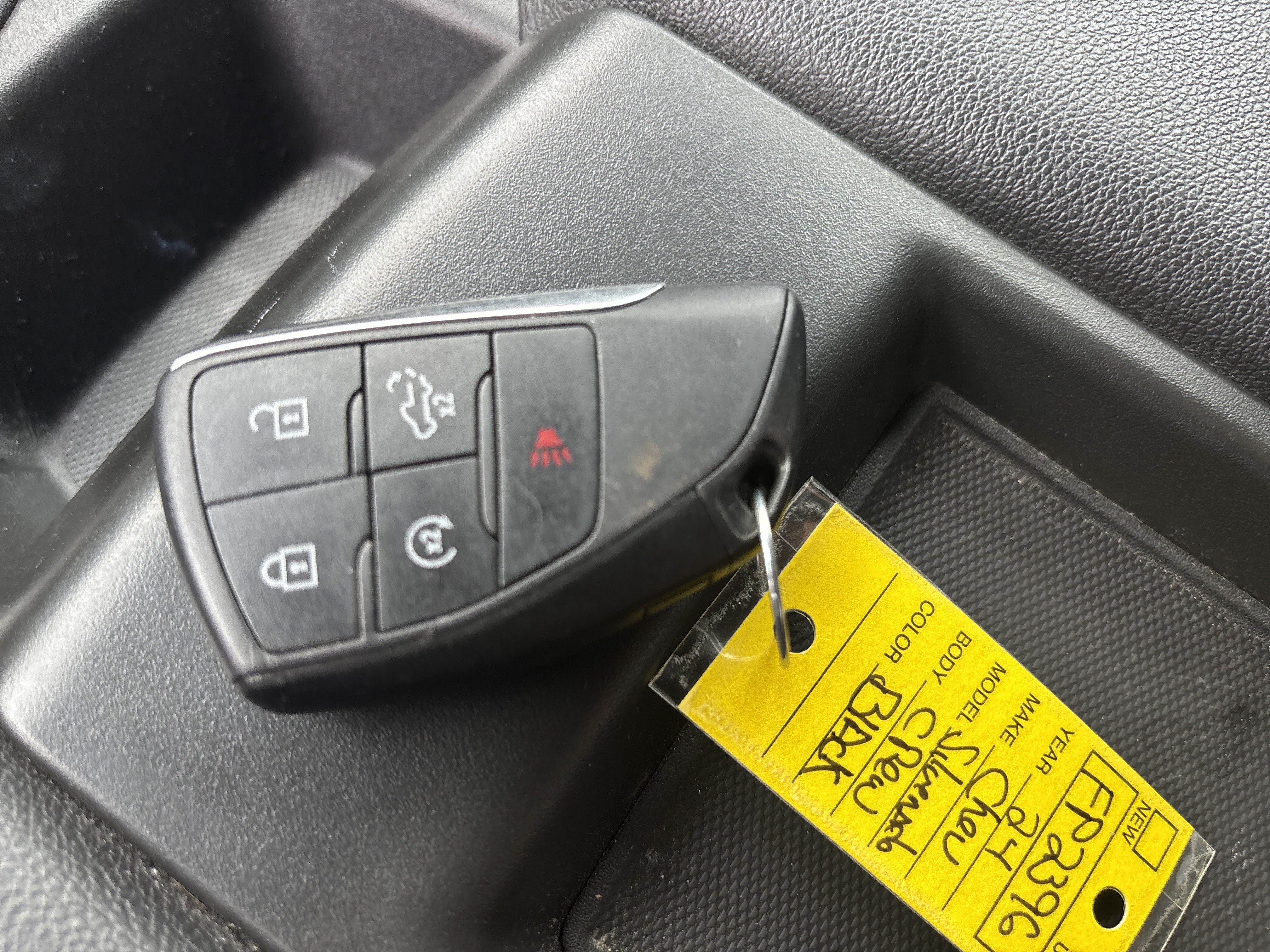 Used 2024 Chevrolet Silverado 1500 LT AWD/4WD image 29