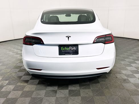 Used 2023 Tesla Model 3 Standard Range RWD image 7