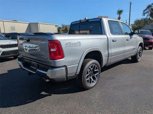 New 2026 Chrysler Pacifica Select image 15